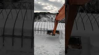 冬使わないビニールハウスの除雪 #田舎暮らし #除雪 #重機 #バックホー #hitachi #zx120 #飯豊町 #飯豊町中津川 #農業 #日立建機 #パワーショベル #はたらくくるま