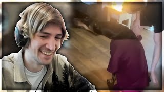 xQc Reacts to UNUSUAL MEMES COMPILATION V208 (with chat)