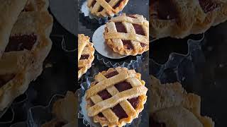 STRAWBERRY FILLED PIE MADE WITH WHOLE WHEAT FLOUR