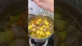 Тушеная картошка с мясом