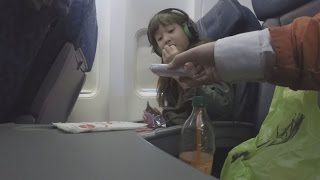 Hidden Camera Shows How Strangers Can Get Close To Unaccompanied Minors on Planes