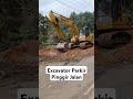 excavator parkir pinggir jalan shorts alatberat excavator