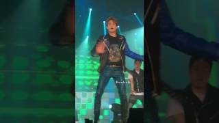 [FANCAM] 161112 Minho's tight pants focus - Ring Ding Dong @ SWC V Jakarta