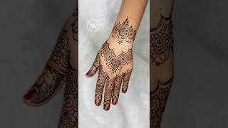 Engagement henna/party mehandi designs #partyhennadesign #mehndi #partymehandidesign