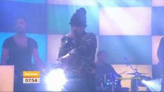 Dappy from N Dubz sings new single \