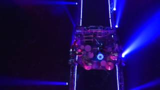 MOTLEY CRUE Tommy Lee drum solo! Des Moines 7-11-2014
