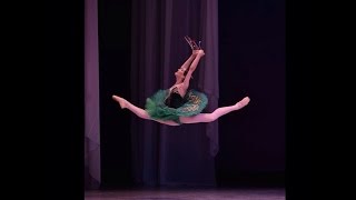 Esmeralda Olesia Shaytanova pas de deux