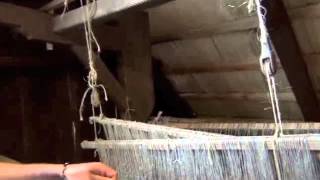 warping the loom / osnuwanie krosna