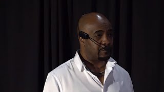 What does courage actually mean today? | Vincent Meeks | TEDxMallard Creek