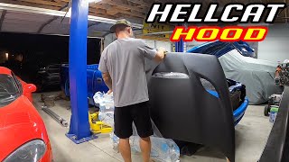 HELLCAT SWAPPED DODGE DAKOTA GETS A NEW HOOD