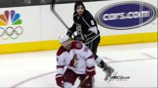 Shane Doan \u0026 Drew Doughty rasslin. Phoenix Coyotes vs Los Angeles Kings Game 3 5/17/12 NHL Hockey