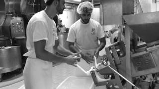 How To Make Nodini Cheese ~ Caseificio La Stella Latticini