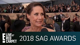 Laurie Metcalf Teases Jackie's Return in "Roseanne" Reboot | E! Red Carpet & Award Shows