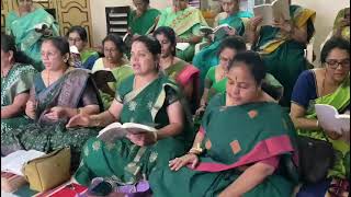 ಭಕ್ತ ಜನರ ಹಿಂದೆ ಬಜನೇ from green saree ladies