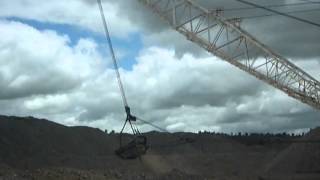 Marion 8750 Dragline Ripping it Up