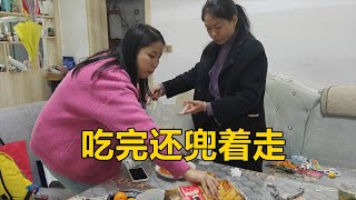 路邊還能撿到樅菌，秋園美女聞香而來，三嫂家有太多好吃的東西了【農人家三嫂】