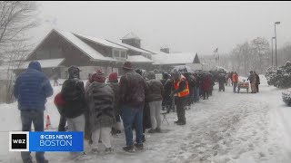 Trump supporters brave snow, cold for rally in Atkinson, NH