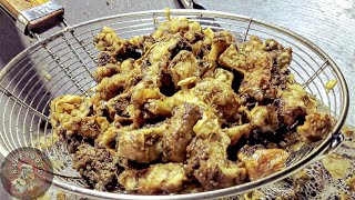 Filipino Street Food | CHICHARONG SEBO sa BINONDO MANILA! TABA ng BAKA na pagkaMURA at pagkaSARAP!