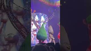 Trolls Live #trolls #trollslive #liveshow #guydiamond #glitter  #dreamworks #netflix #asmr #shorts