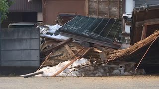 Deadly Japan earthquakes also shatter homes and infrastructure