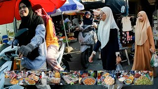 Ramadan for Cham Muslims in Cambodia or Khmer Muslims in the food market, local tourism