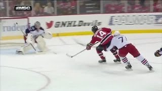 Elias's great mid-air pass sets up Henrique