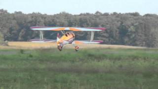 Stearman, N450JW landing #1 on 8/28/10 at 1825