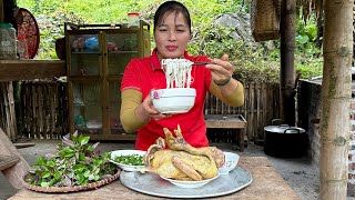 Harvesting green vegetables to sell - Cooking traditional duck vermicelli dish