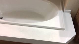 Reglazing a Fiberglass bathtub