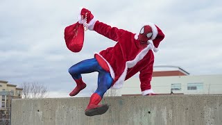 Spider-Man Helps Santa (Parkour In Real Life)
