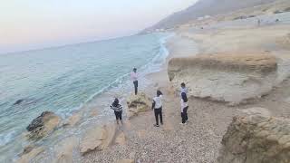 tiwi beach oman ഒമാനിലെ ഒരു മനോഹര ബീച്ച് കാഴ്ചയിൽ നിന്ന്..