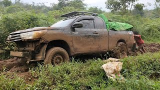 Strada Triton. Hilux revo Which is tougher. On mud roads.