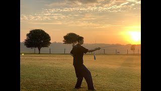 【陳式太極単剣背面練習第四十二式落花式〜第四十九式太極剣還原】42落花式43上下斜刺44斜飛式45哪吒探海46怪蟒翻身47韋駝献杵48磨盤剣49太極剣還原 | TaijiShuren太極修練