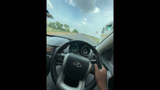 Mahindra xuv 500 drive on highway