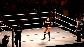 WWE日本公演2011 ミズマイクパフォーマンス \u0026 シナ入場 The Miz Paformance RAW JAPAN