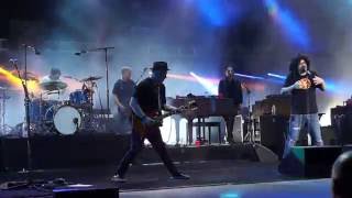 Counting Crows - Long December , A murder of one   at  Bethel Woods  N.Y.   8-5-2016