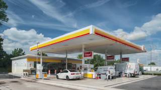 Construction and installation of a modular building for a Shell Garage including time lapse