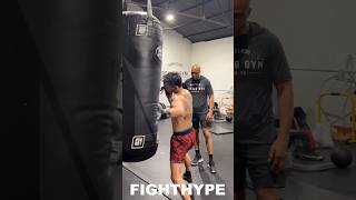 RYAN GARCIA SHOWS NEW & IMPROVED KNOCKOUT SHOT; RIPS HEAVY BAG WITH DERRICK JAMES TECHNIQUE CHANGE