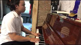 การสอบปฏิบัติ สาขาดนตรีเชิงพาณิชย์ : Piano นายณฐกร มีรัตน์