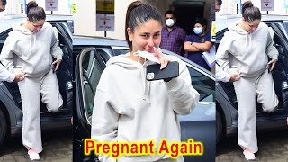 3rd Time Pregnant Kareena Kapoor Flaunting Her Baby Bump in Mehboob Studio