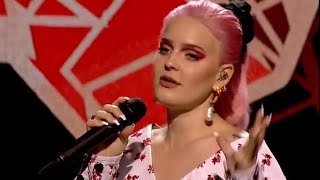 Anne-Marie | Way Too Long (Live Performance) Radio 1's Big Weekend 2021