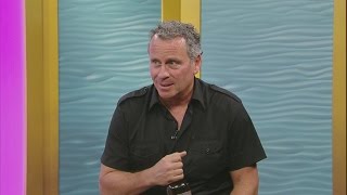 Ethan Wayne chats Duke's Spirits on Valley View Live!
