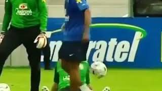 Magician Of Soccer Everyone's Favorite Ronaldinho Training Crazy Football Skills Tricks Funny Comedy
