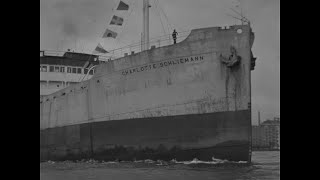 Tankschiff Charlotte Schliemann (1939) | Einlaufen in den Hamburg Hafen | Schlepper | RetroCutMedia