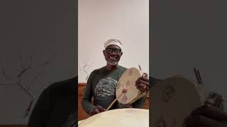 Introduction To The Yoruba Orunsha Sakara Talking Drum. [SEE THE CORRECT DÒ-RE-MÍ BEATS UPLOAD].