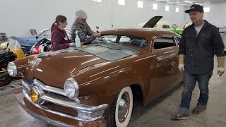 Chopped windshield installation on 1950 Ford | Bad Chad bonus episode 🎬