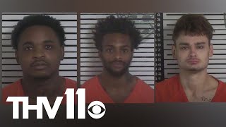 Manhunt underway for escaped inmates in Louisiana