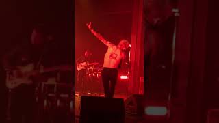 180410 VANCOUVER The Neighbourhood - Warm