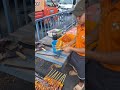 Suka tengok satay bakar dengan arang rasa hangit hangit sikit lagi sedap.Pasar Tani Taman Seroja