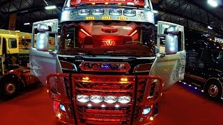 SCANIA V8 BRAVEHEART SHOWTRUCK BY MALCOLM